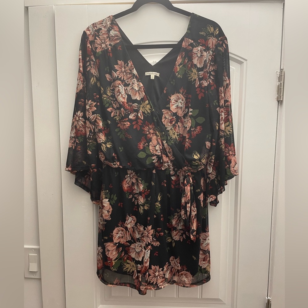 Floral Romper - Size Large